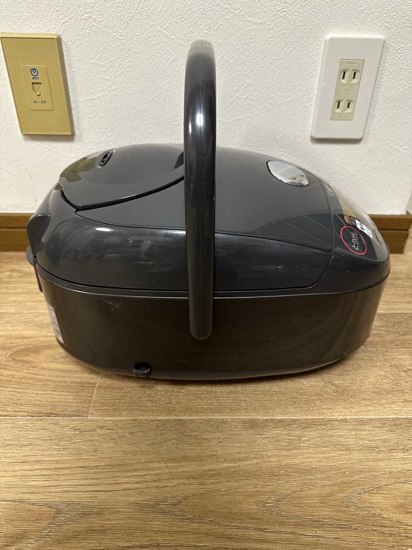 ZOJIRUSHI 炊飯器 5.5合NW-VD10 2024年製