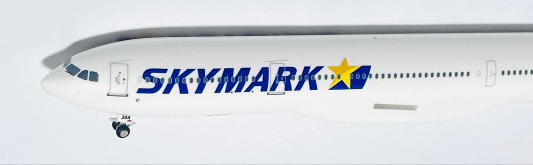 クロスウィング 1/200 A330-300 SKYMARK エバーライズ製