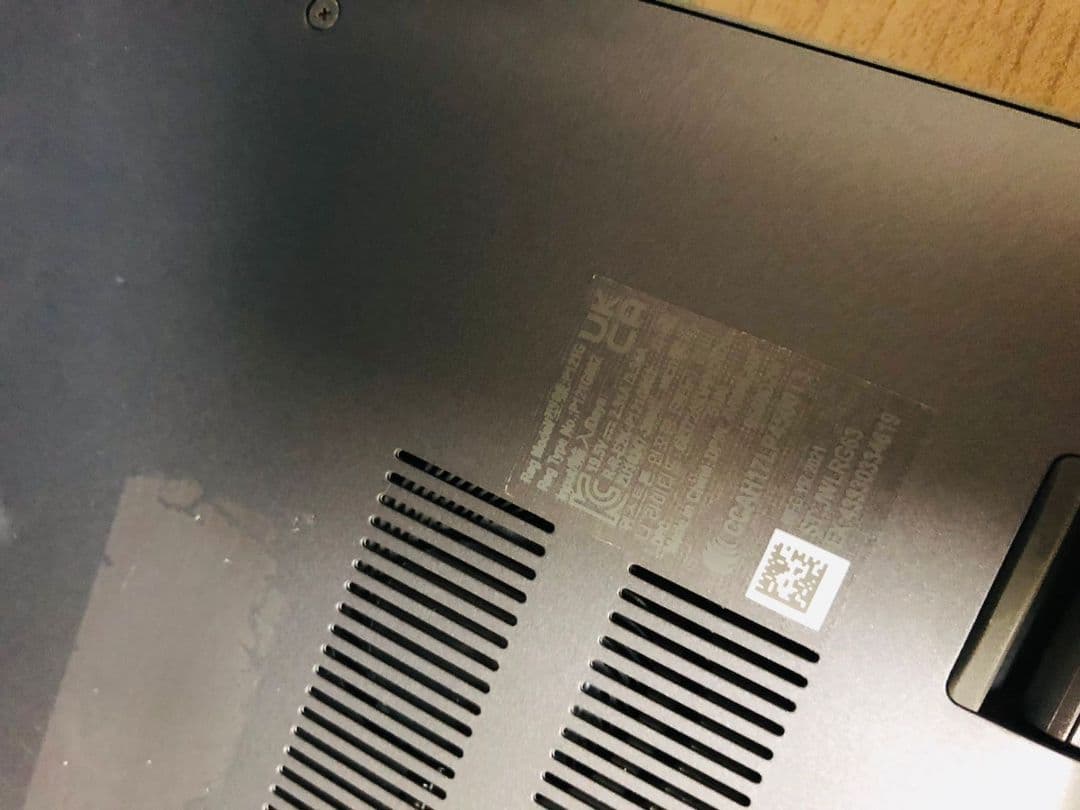 Dell Vostro Core i5 - 1135G7ノートPC