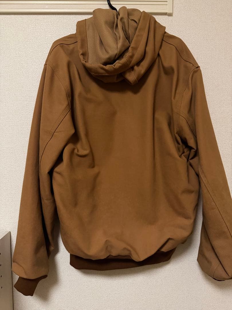 Carhartt ブラウン フード付きジャケット