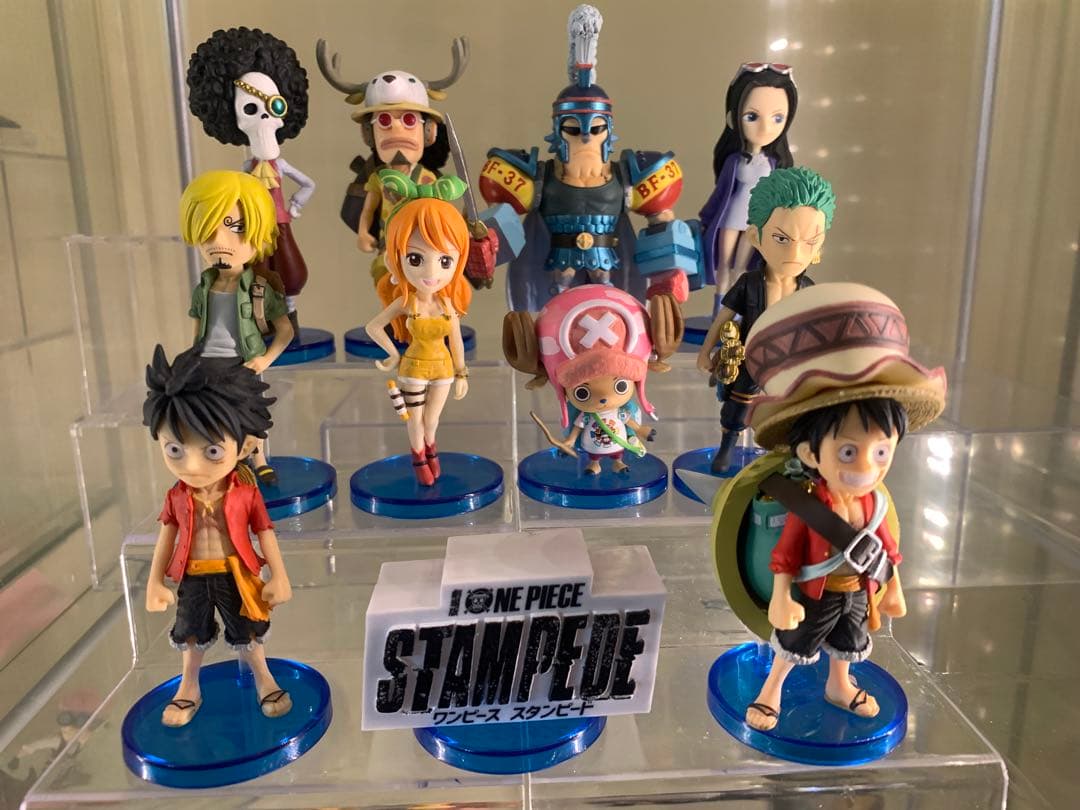 劇場版 「 ワンピース スタンピード」 ワールドコレクタブルフィギュア10体＋1