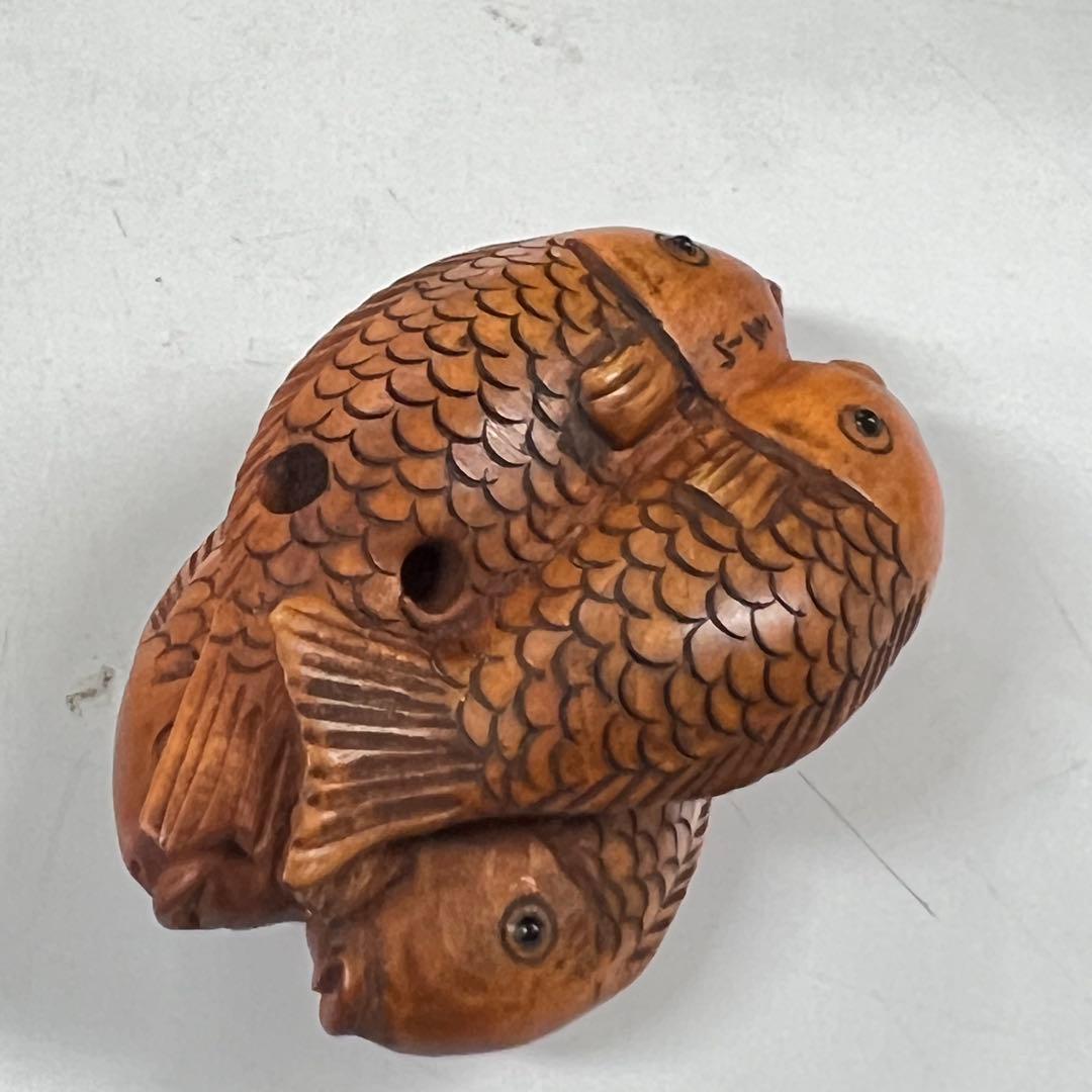 A*o様 古根付　木製 堤物 玉山 銘 魚 鯉 根付 彫刻