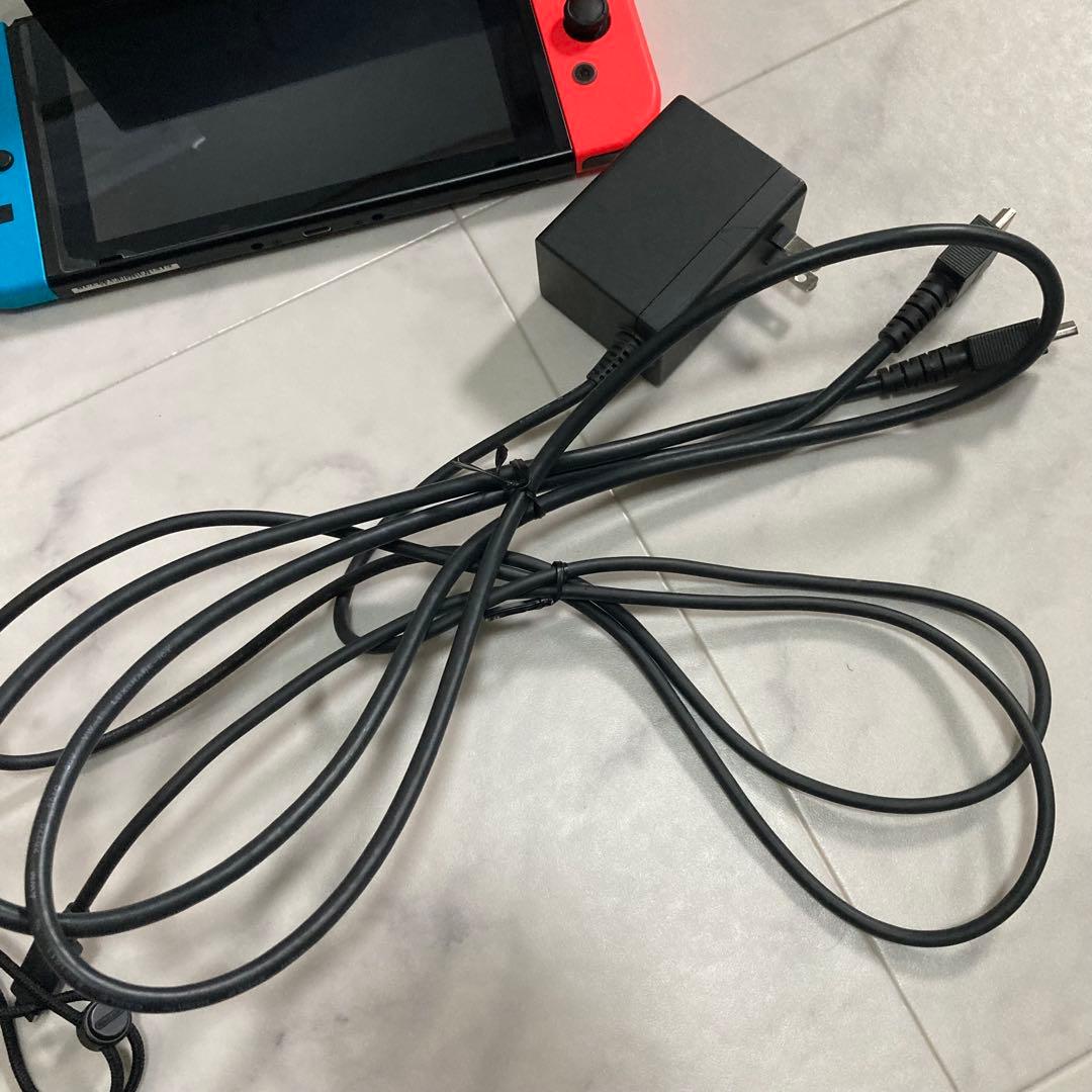 任天堂スイッチ 本体 ジョイコン4個 ジョイコンハンドル2個