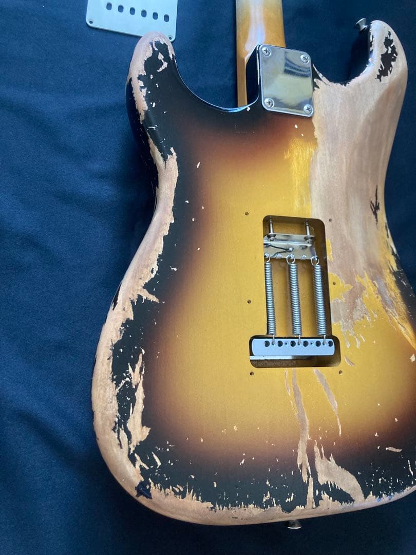 Fender MIJ ST 50s ニトロセルロースラッカー塗装　オマケ付き