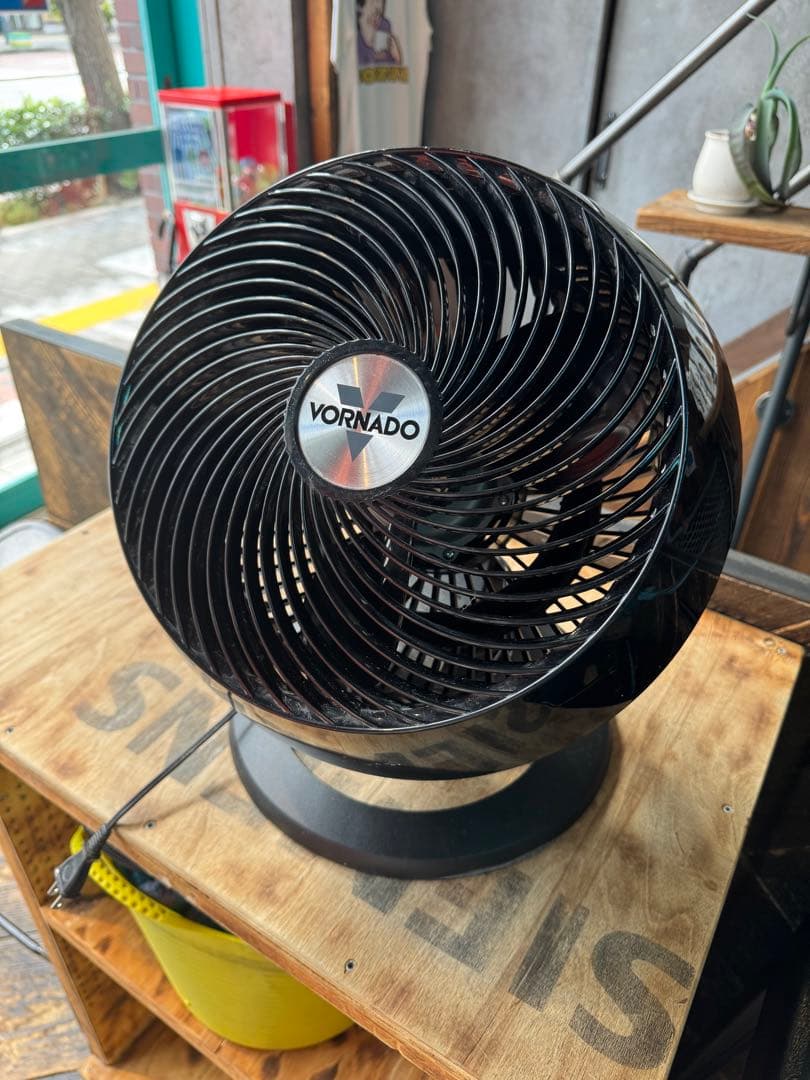 【中古】Vornado サーキュレーター 黒 660-JP