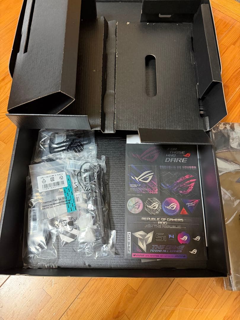 その他 ASUS ROG STRIX Z790-F GAMING + i7 13700k