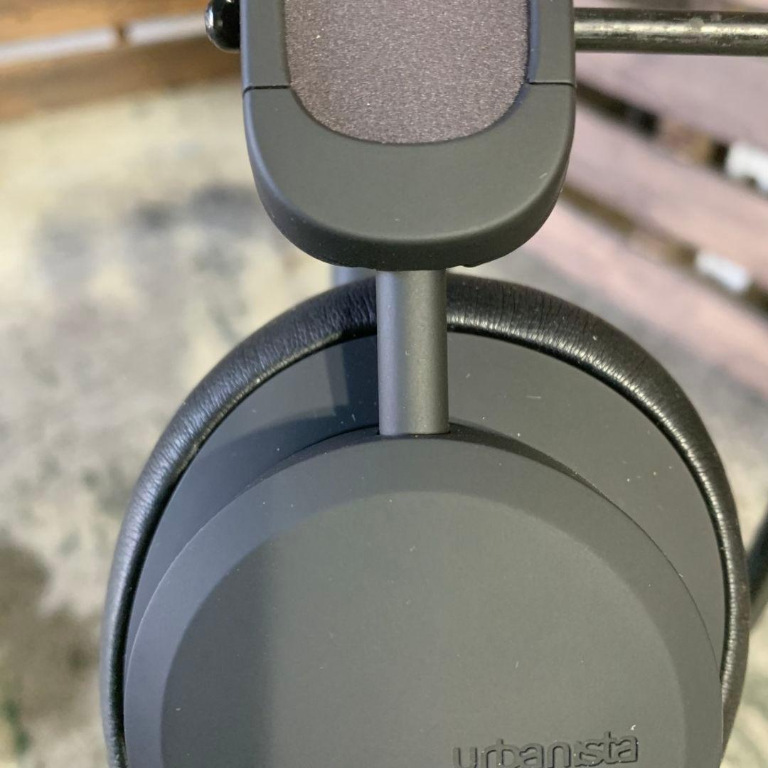 K571 Urbanista Powerfoyle ソーラー充電 ヘッドホン