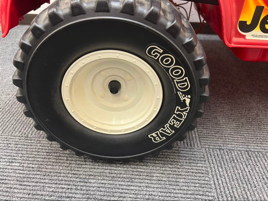 Jeep ジープ 電動カー風 おもちゃ ディスプレイ用 レッド