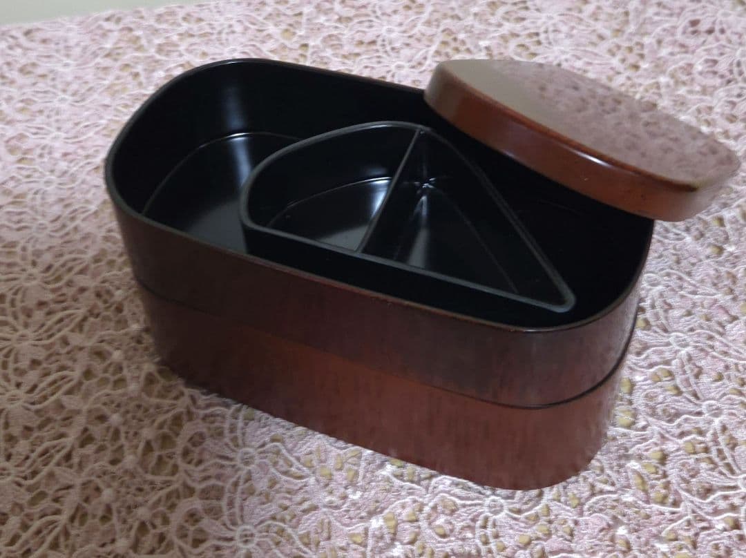 漆塗り 天然木　曲げわっぱお弁当箱　未使用保管品