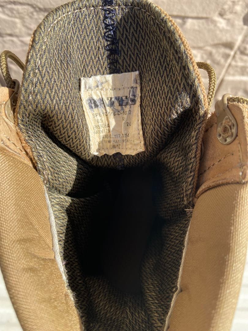 海兵隊エンブレム付きミリタリーブーツ