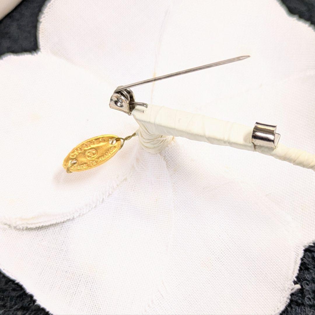 CHANEL シャネル カメリア ブローチ　ゴールドプレート