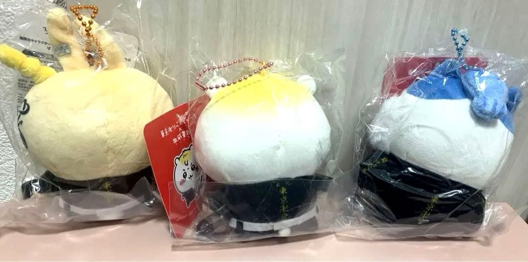 ちいかわ　東京卍リベンジャーズ　コラボマスコットチェーン