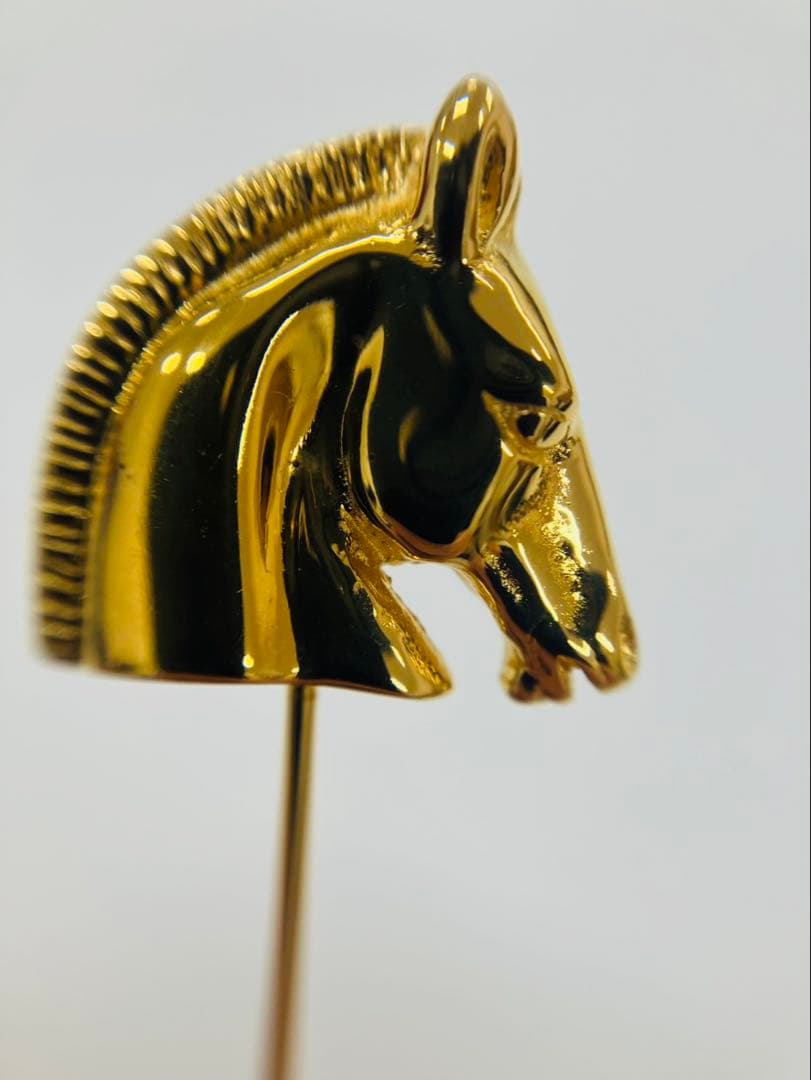 HERMES ゴールド 馬の頭 ピンブローチ エルメスブローチ