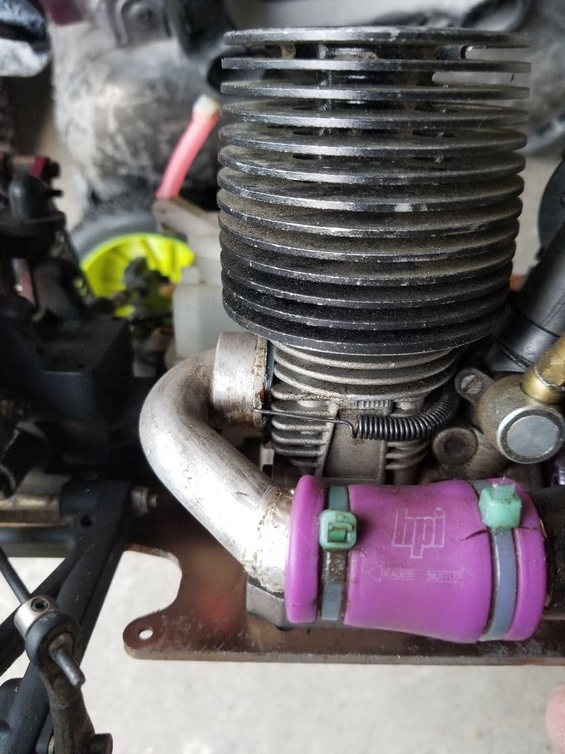 最終値下げ！ 1/8エンジンラジコン