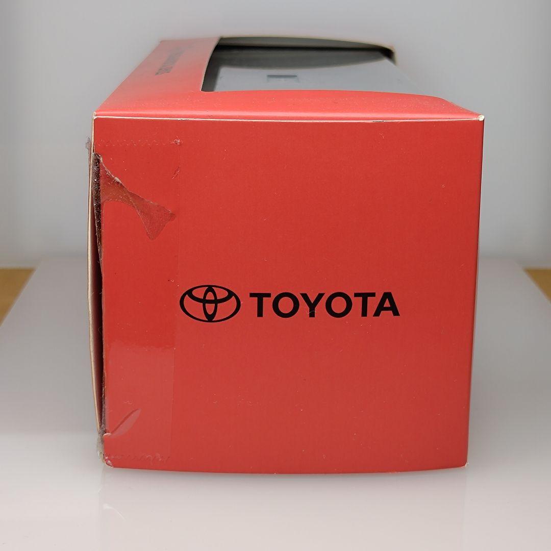 トヨタ ヤリス カラーサンプル ホワイトパールクリスタルシャイン 非売品 正規品