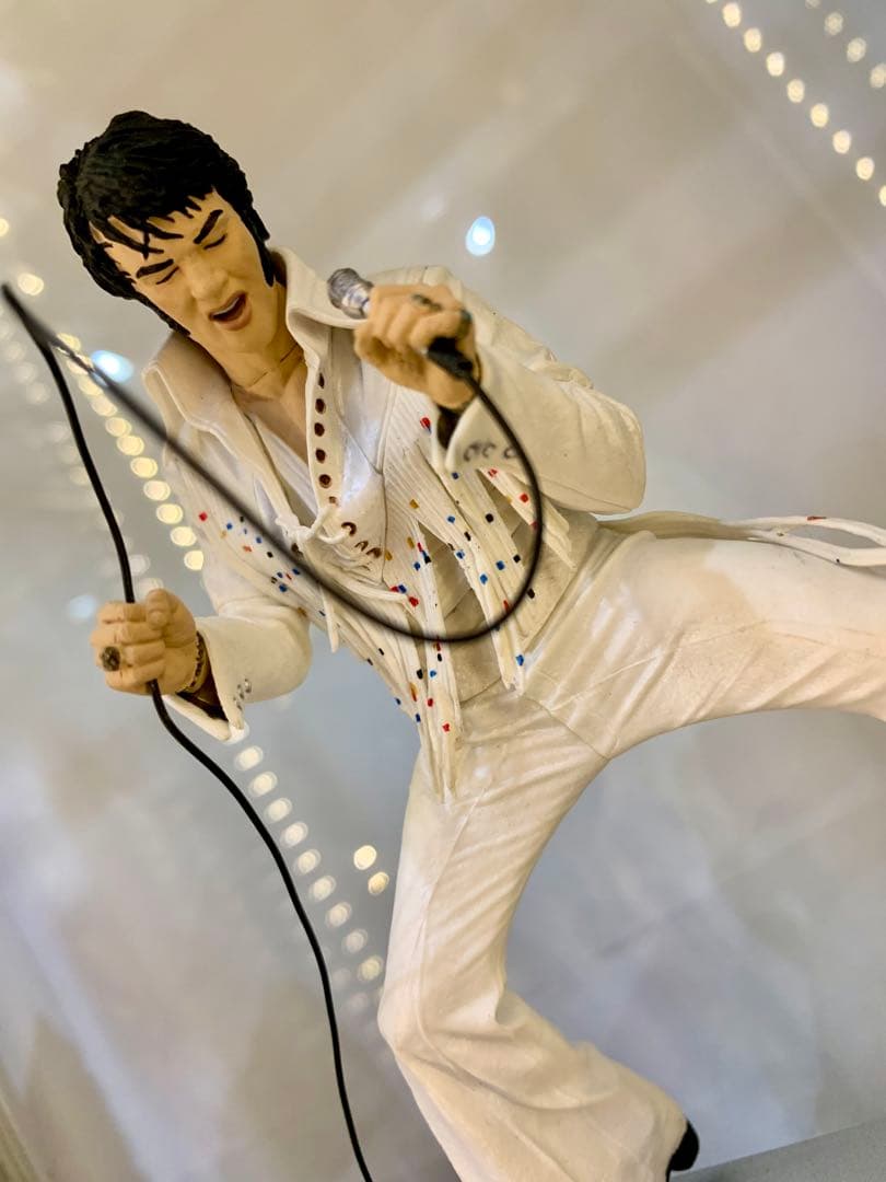 エルビス　プレスリー　フィギュア　マクファーレン　ELVIS PLESRY