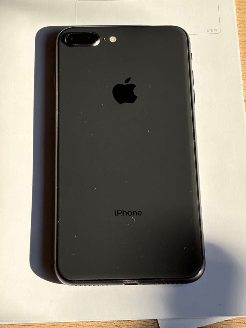 iPhone ８plus 64G
