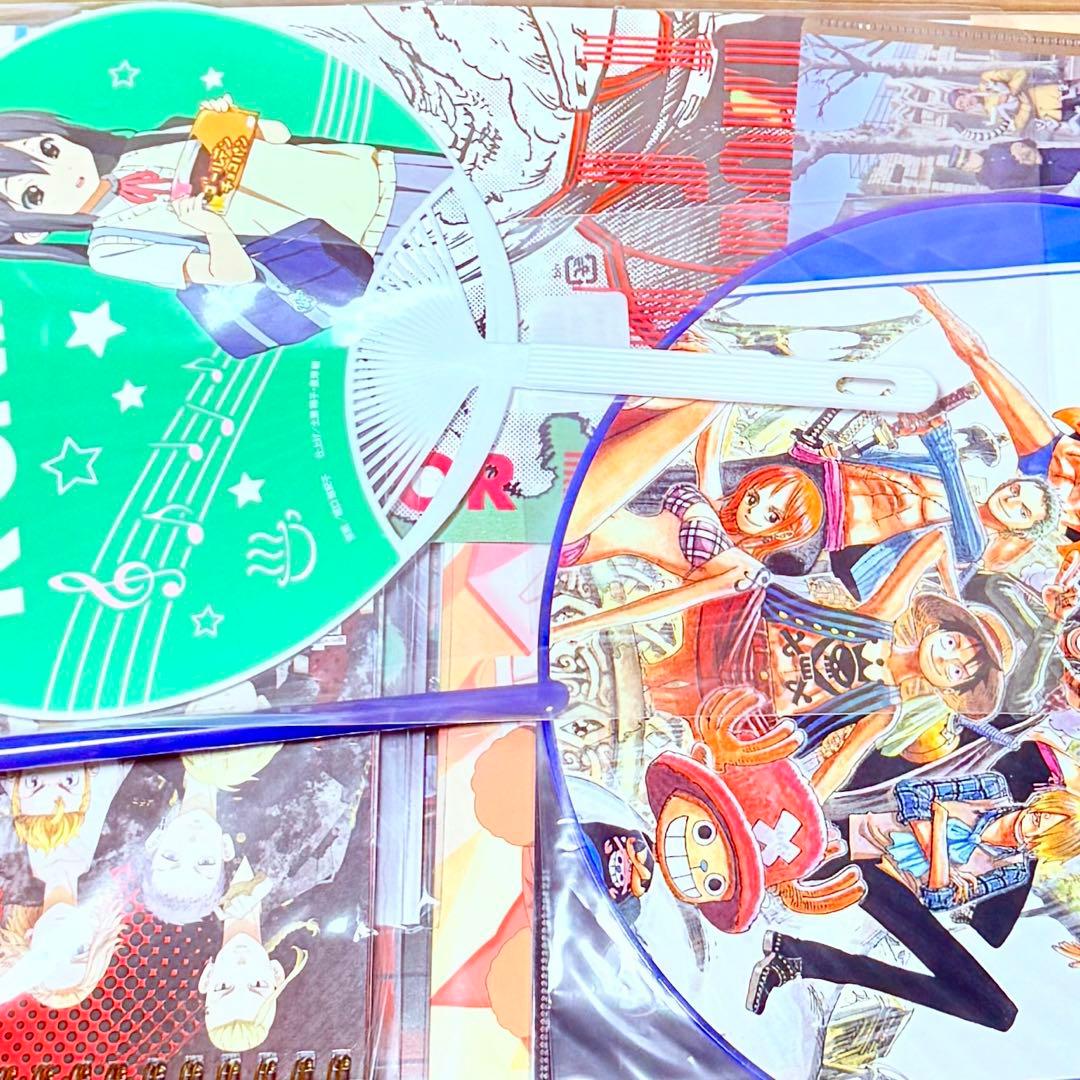 アニメ・キャラクター系 紙類 まとめ売り 約1659点セット