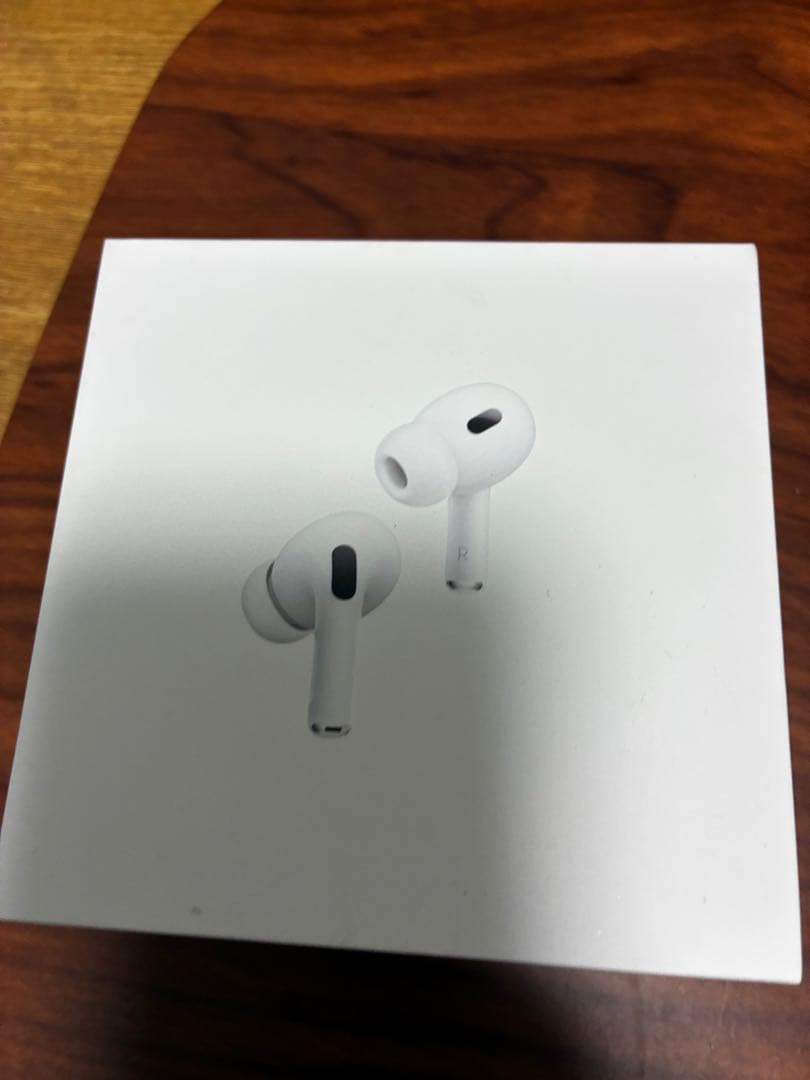 AirPods Pro2本体&ケースとPro1のケース