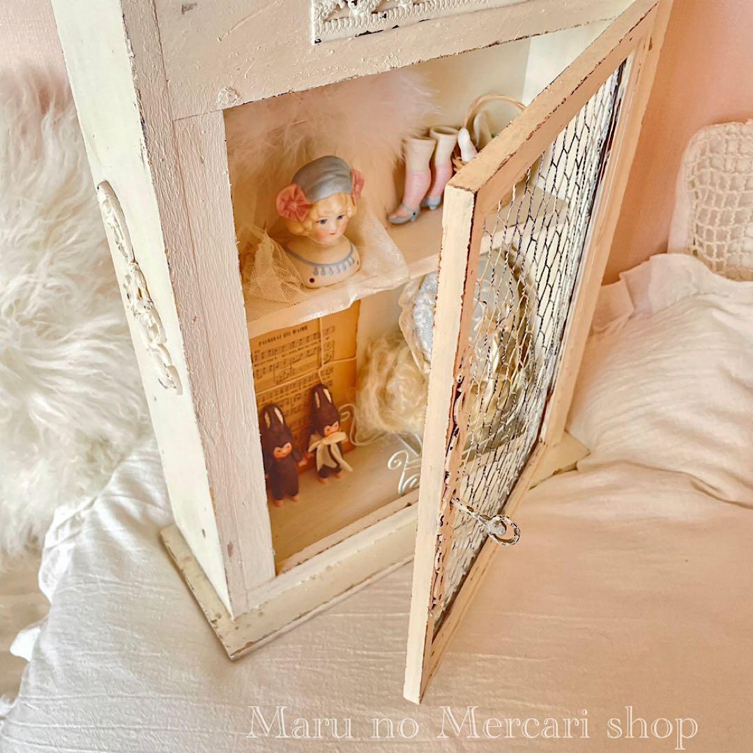 フランスアンティーク エクリュ ウォールキャビネット 棚 壁掛け シェルフ