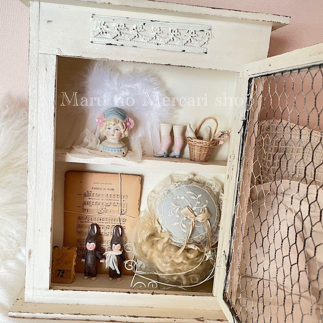 フランスアンティーク エクリュ ウォールキャビネット 棚 壁掛け シェルフ