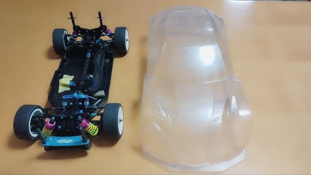 タミヤ　TT-02 S HSV-010ボディ付