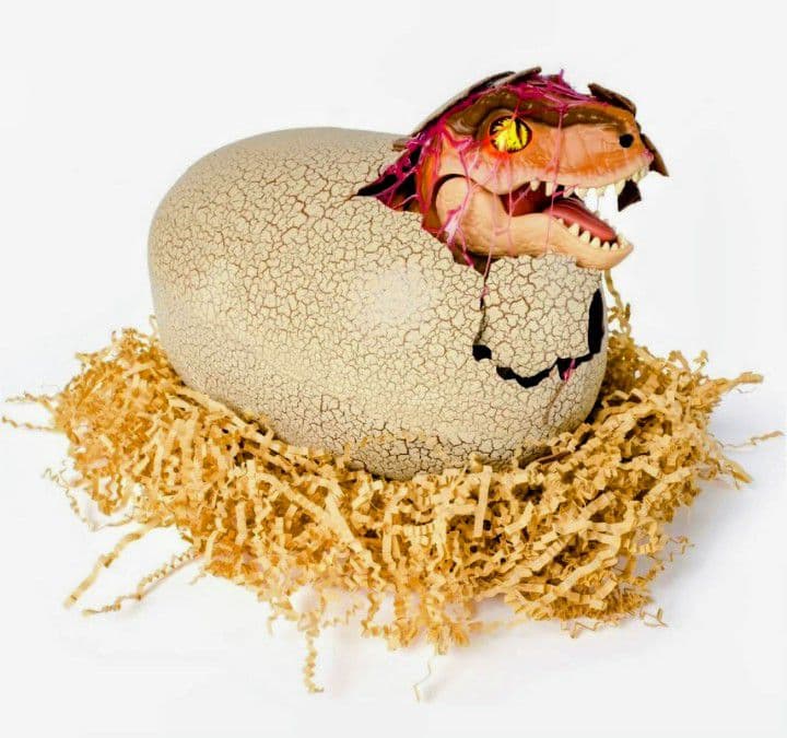 うまれて！ウ―モ　ジュラシック・ワールド T-レックスエッグ