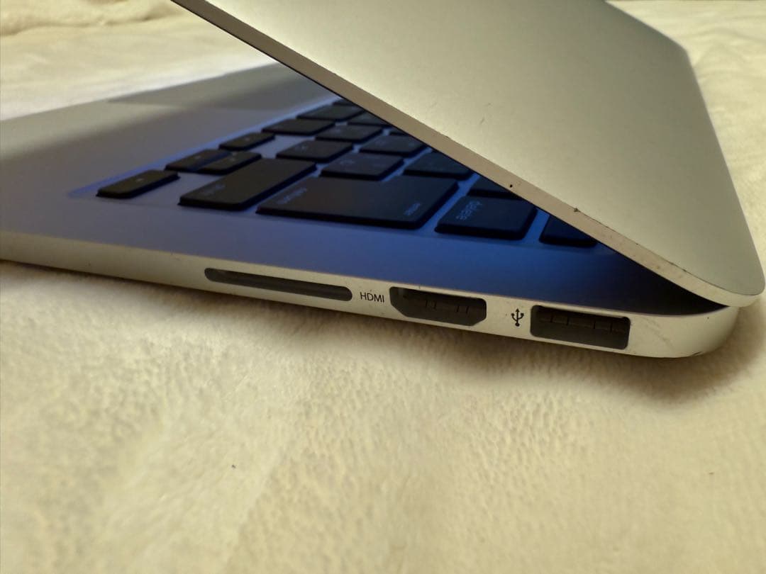 MacBook本体 MacBook Pro (Retina, 13-inch, Late 2012)