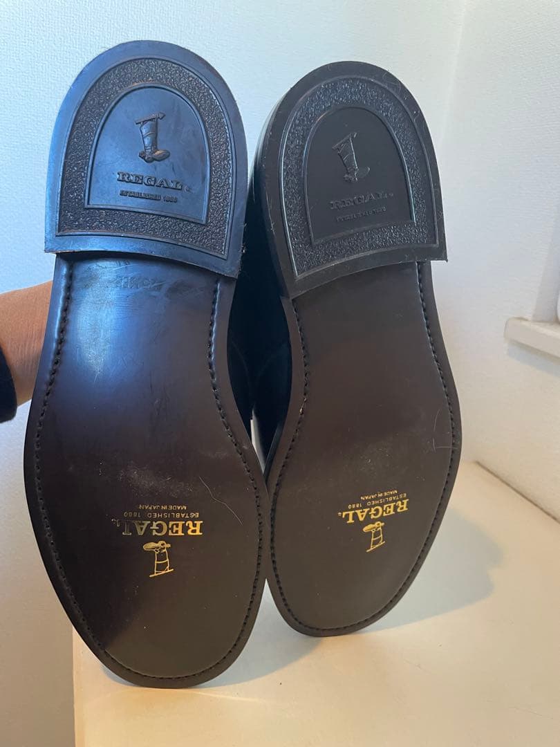 リーガル　革靴　新品未使用　箱・タグ無し　25.5cm e