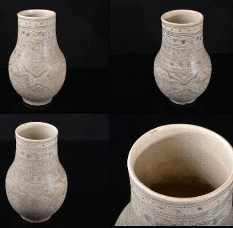 タイ古陶磁　スンコロク　宋胡録　神獣文　花生　時代箱付