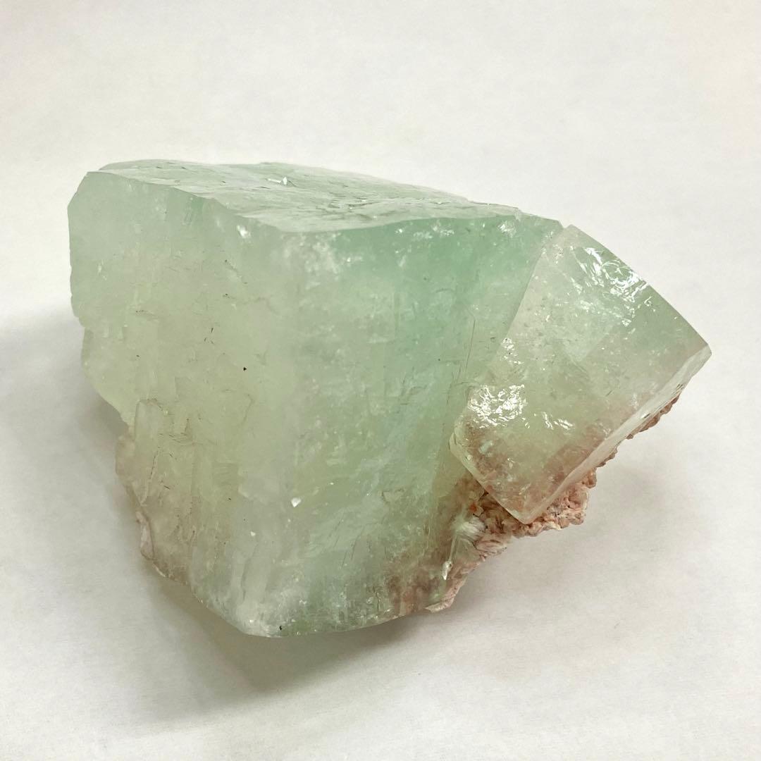 グリーンアポフィライト　魚眼石　鉱物標本　原石鉱石　天然石ストーン