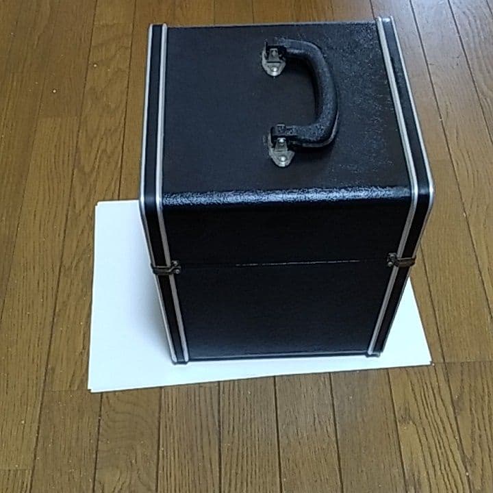 ☆♦期間限定♦ラジコン飛行機の送信機ケースです