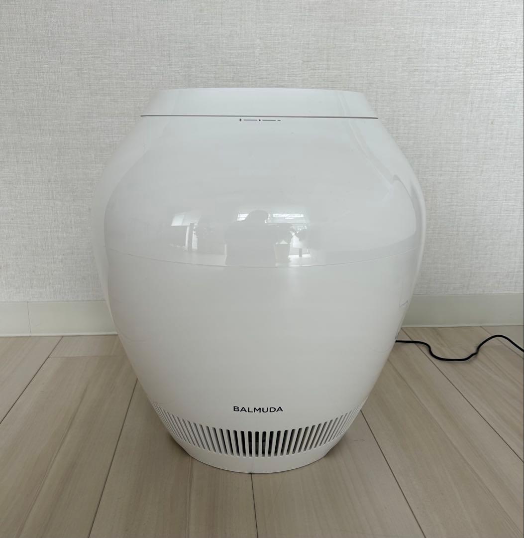 バルミューダ（BALMUDA）の気化式加湿器「Rain（レイン）」