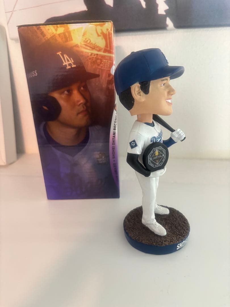 4/2配布　大谷翔平 MVP ボブルヘッド人形