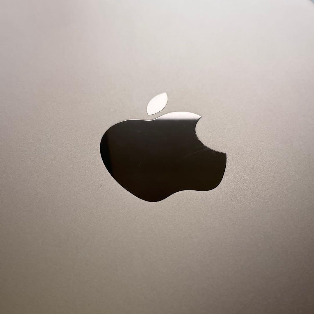 【良品】Apple iPad 第6世代 Wi-Fi 32GB