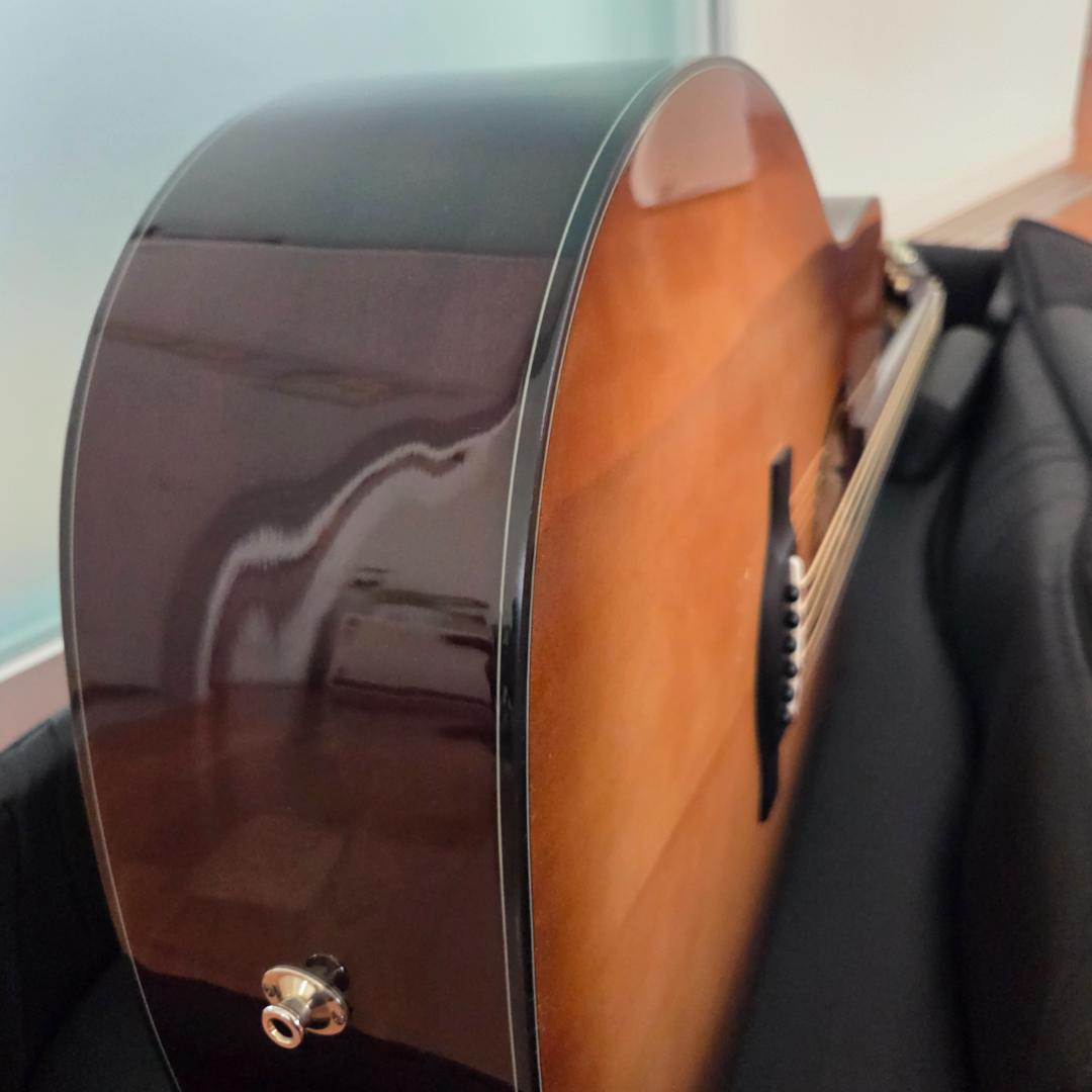 ヤマハ　トランスアコースティックギター　『TAG3 Ｃ SDB』