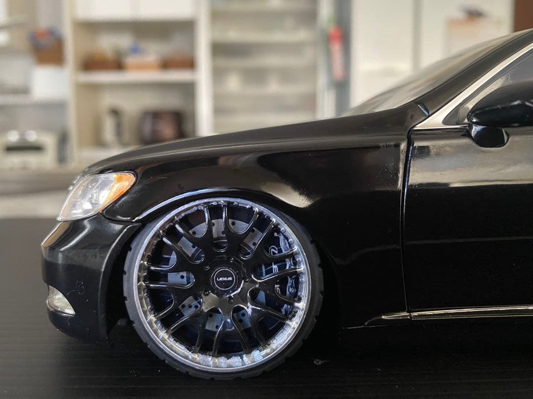 レクサス　LS460 1/18 21インチ　ローダウンカスタム