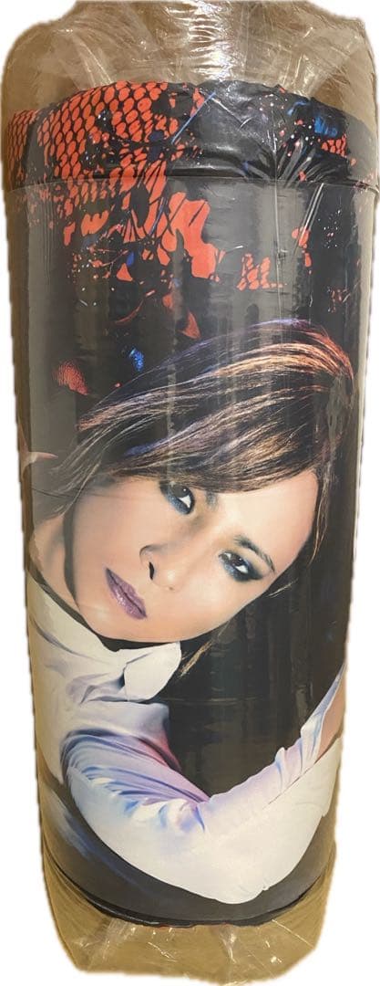 YOSHIKI特大抱き枕　香水2種