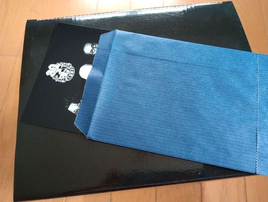 人間椅子 30周年記念 胸像 300体限定 フィギュア