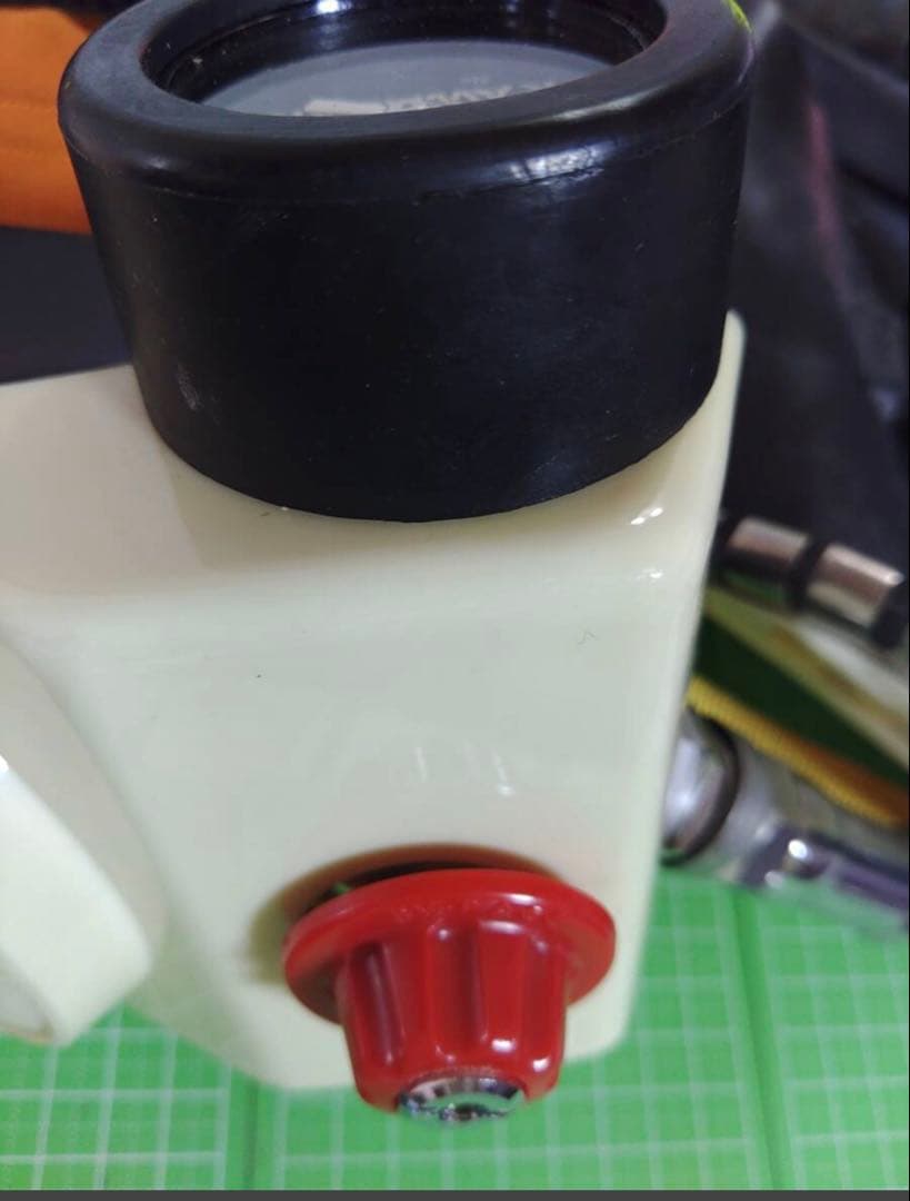 空気呼吸器　ライフゼム空気呼吸器　　（耐圧、機能検査 済み）１台