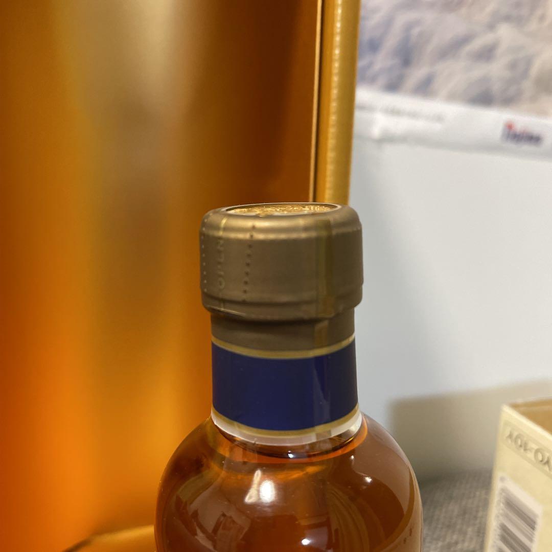 ニッカ シングルモルトウイスキー 余市10年700ml &180ml