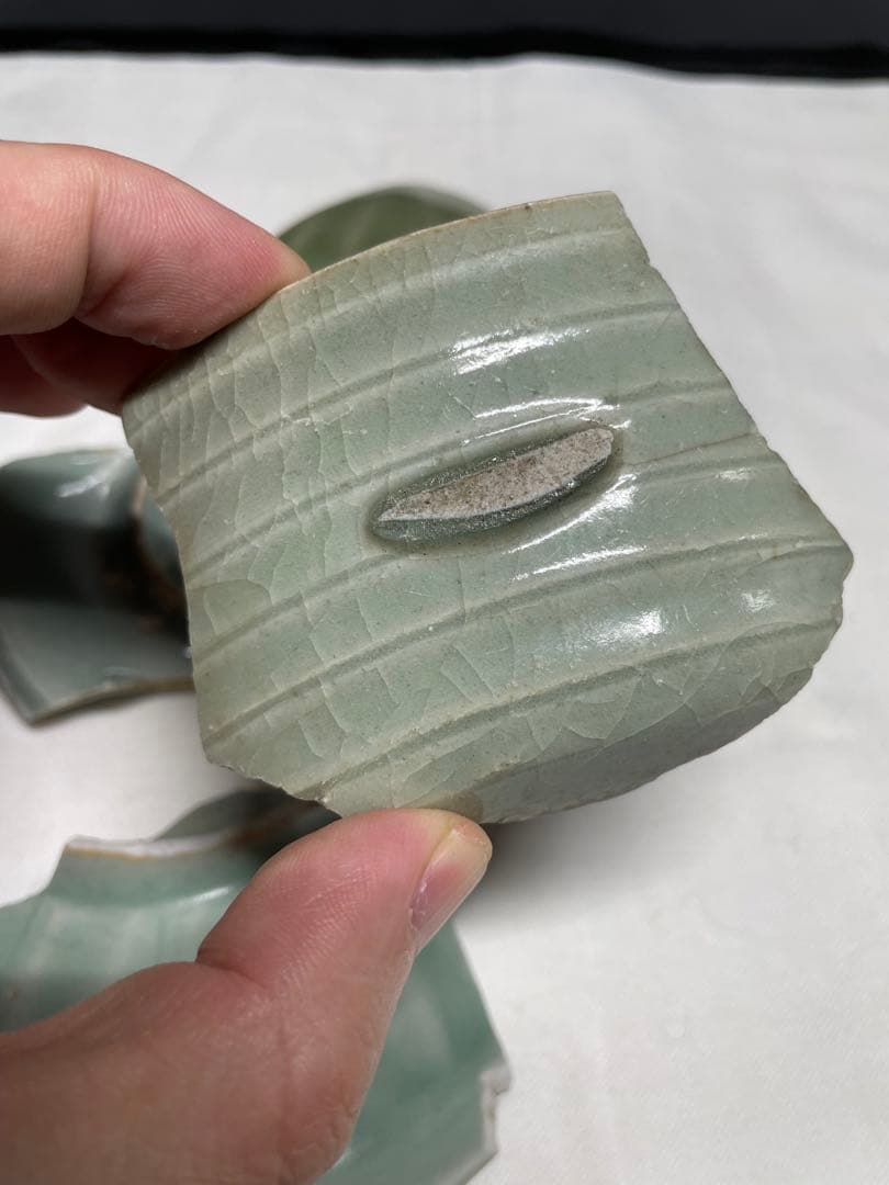 青磁。龍泉青磁。標本。骨董品。殘片4本。陶片（古美術）。宋時代