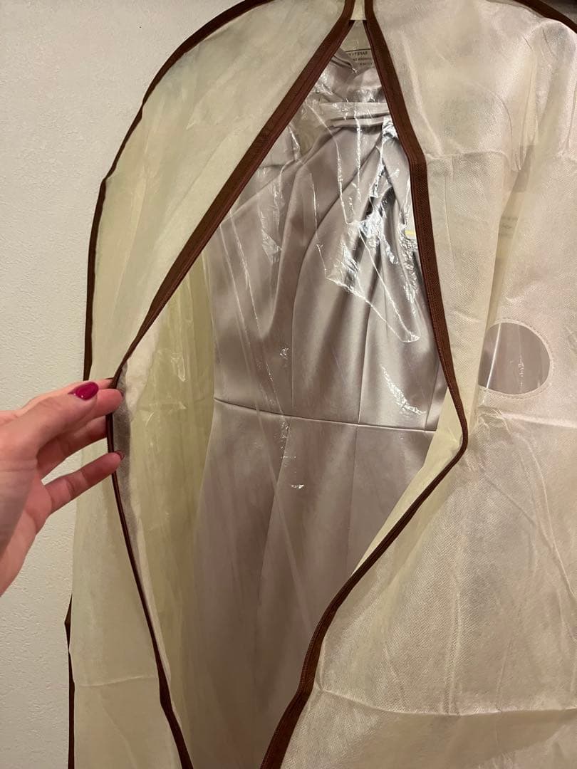 【新品】Karen Millen シャンパンカラーのサテンドレス