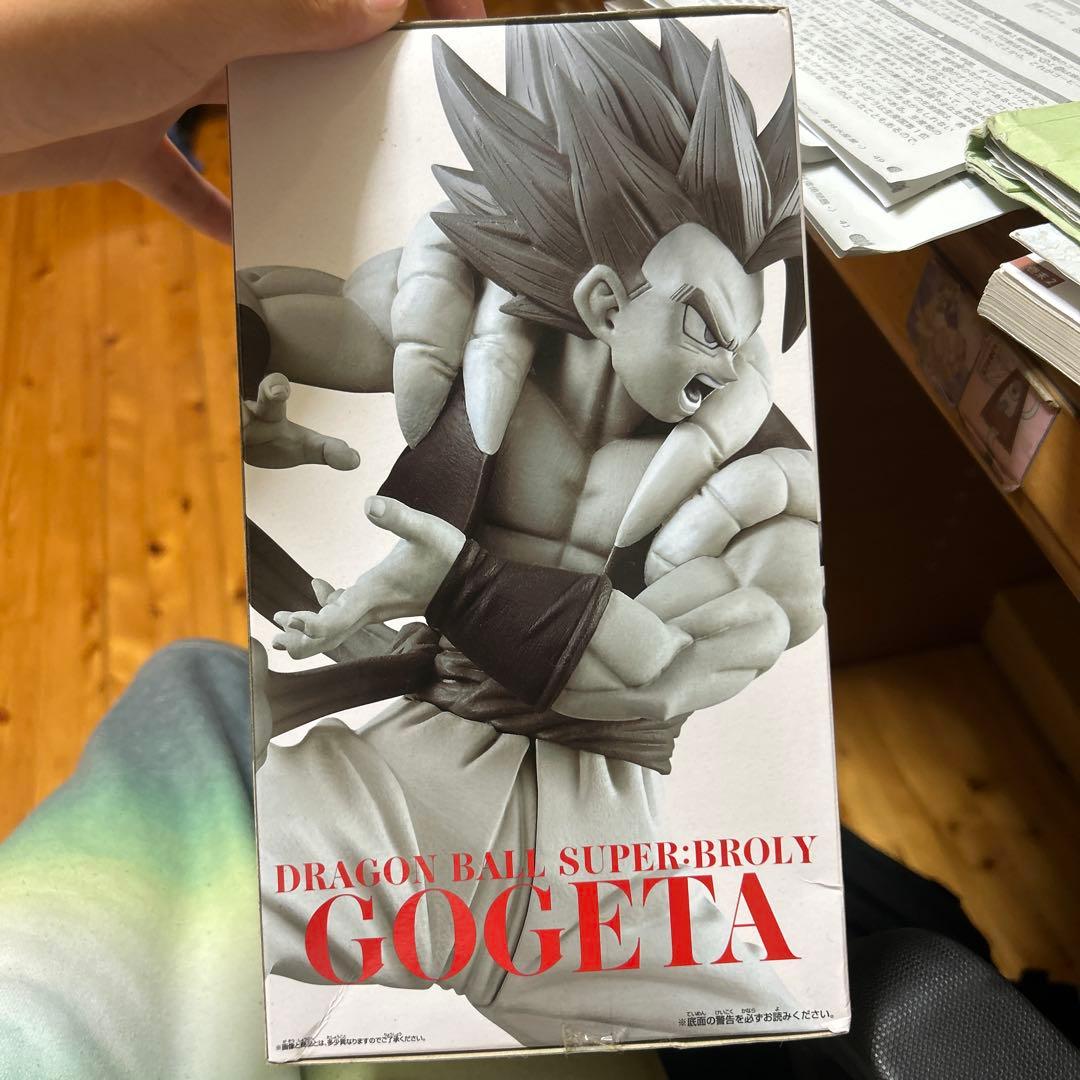 ドラゴンボール超 ブロリー ゴジータモノクロ100体限定