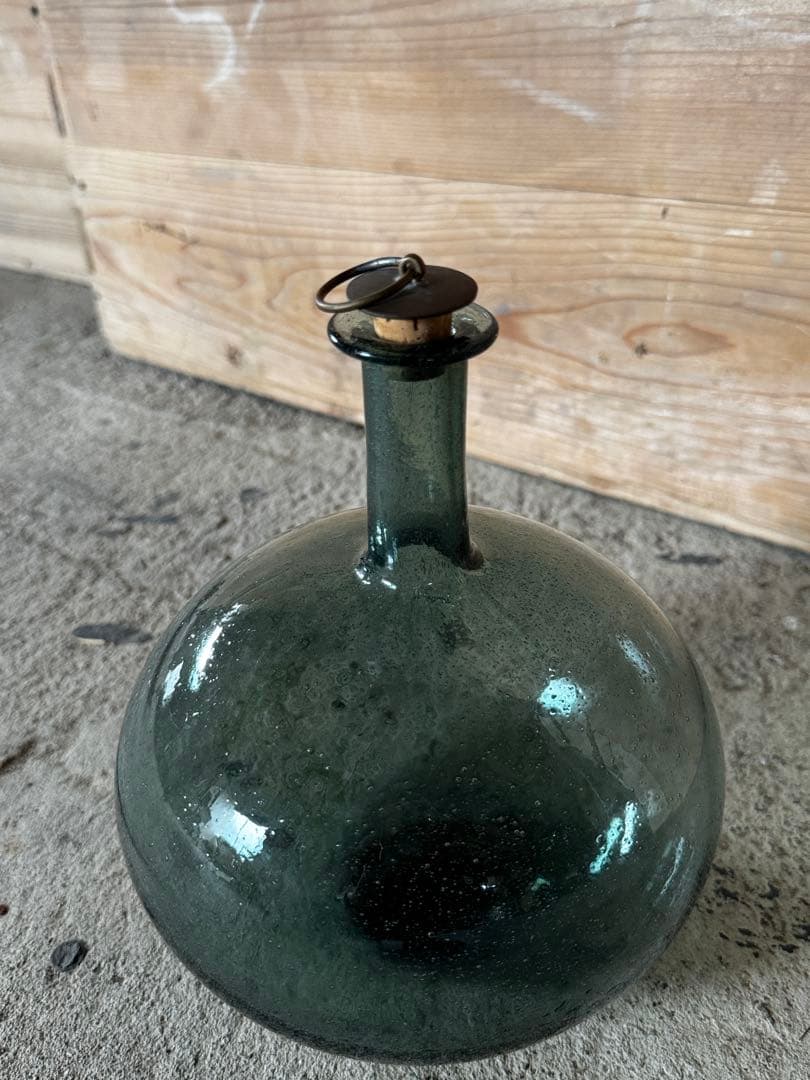 津田清和さん蓋丸酒瓶　真鍮コルク付き