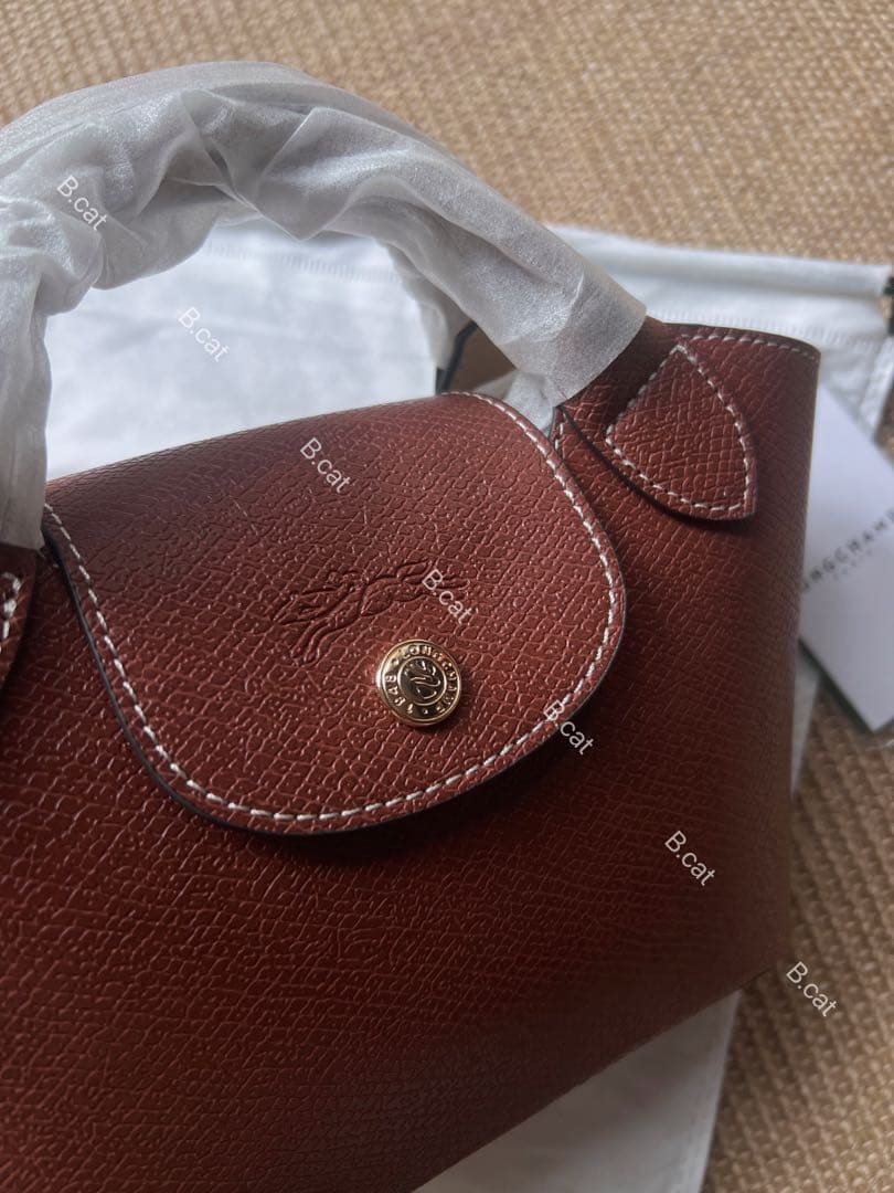 新シーズンLongchampエピュレ テクスチャードレザーミニバッhip