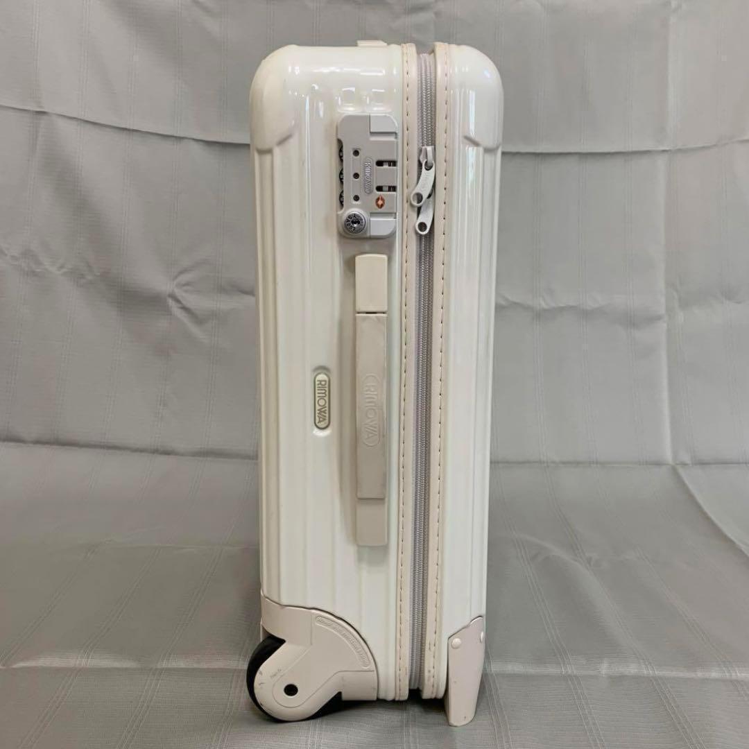 リモワ ECRU 35L 2輪