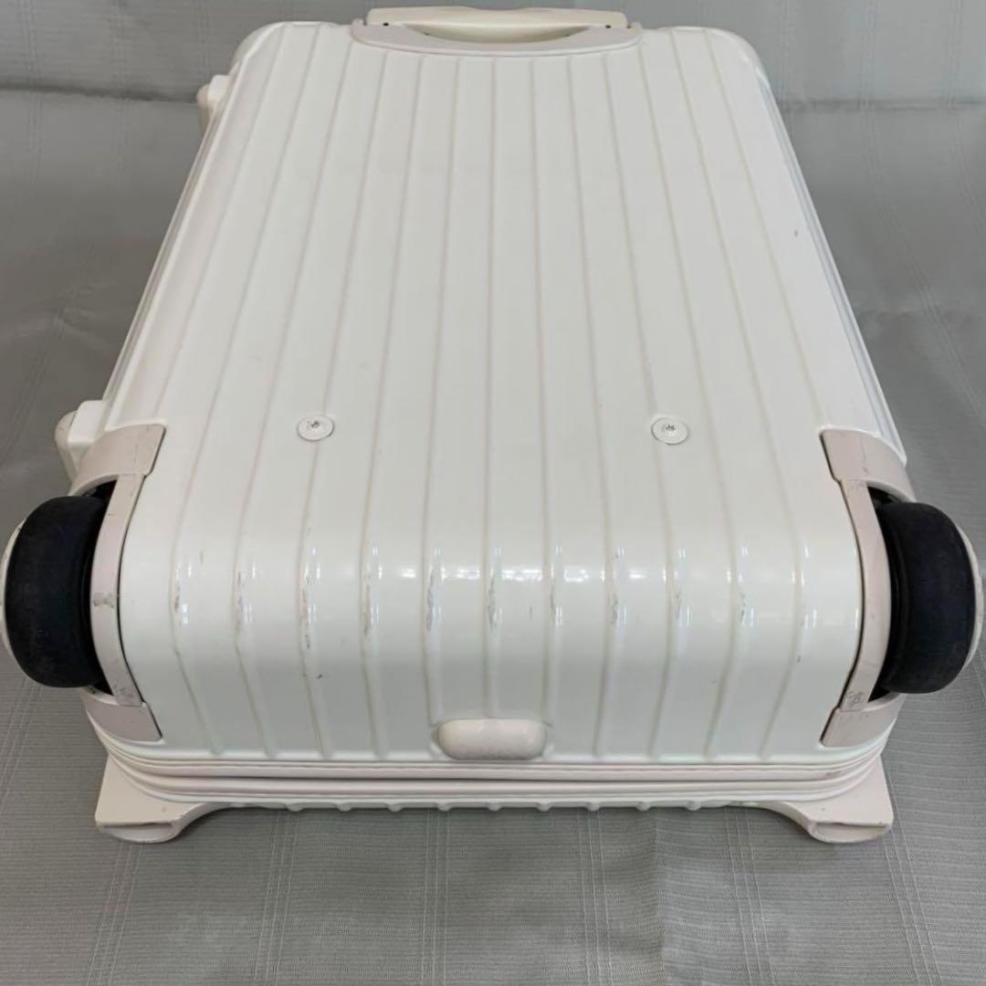 リモワ ECRU 35L 2輪