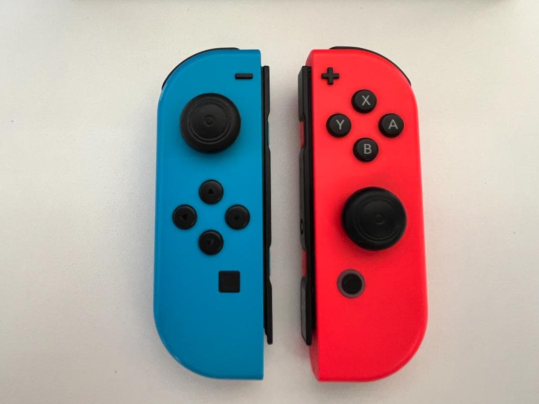 Nintendo Switch 青/赤