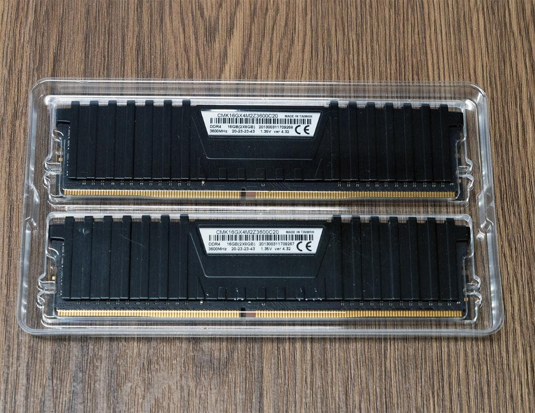 メモリー Corsair Vengeance LPX DDR4 16GB 3600MHz